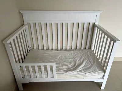 Chesapeake convertible crib