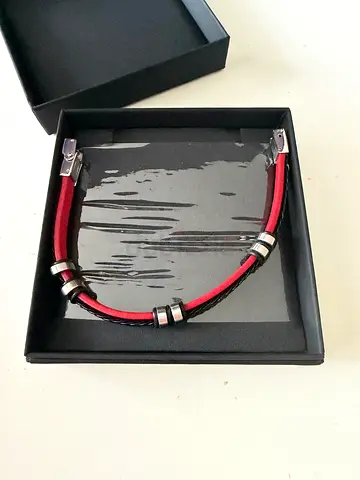LOTUS - Men's red and black leather bracelet with metal accents