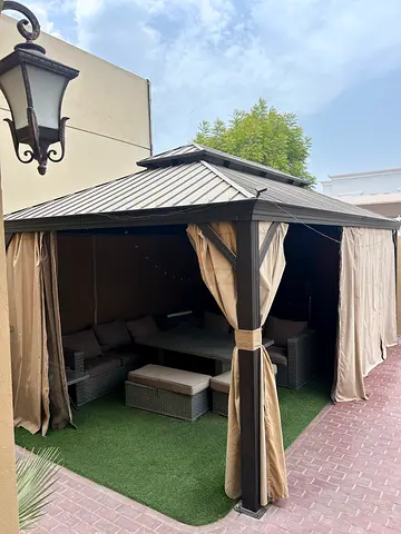 Outdoor gazebo