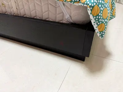 Dark wood platform bed frame (queen) - good condition