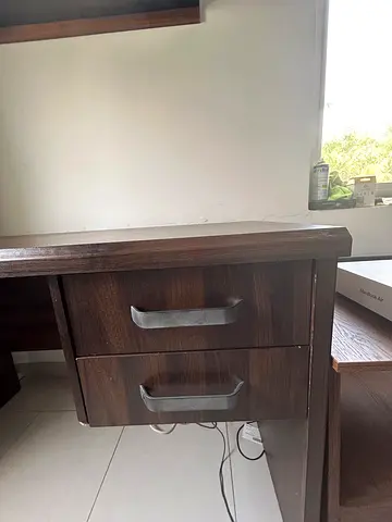 desk with side table