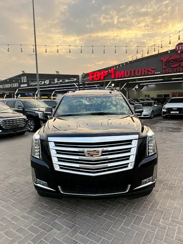 صورة مصغرة 2 لـ 2019 Cadillac ESCALADE