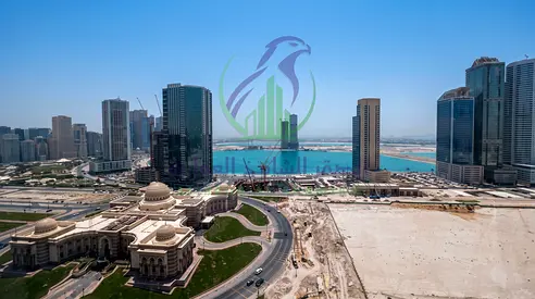 ثلاث غرف وصالة بالممزر بلكونة وإطلالة بحرية كاملة تشطيب سوبر لوكس تكييف وباركينغ وجيم ومسبح مجاني سعر مميز ودفعات سهلة