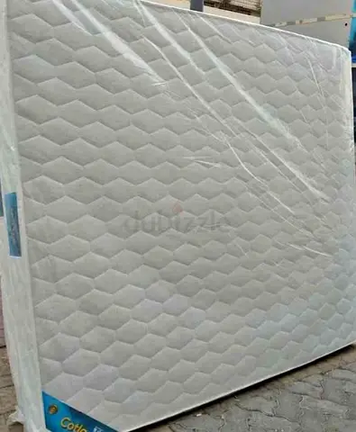 New King Mattress 180×200cm. Same Day Delivery Available