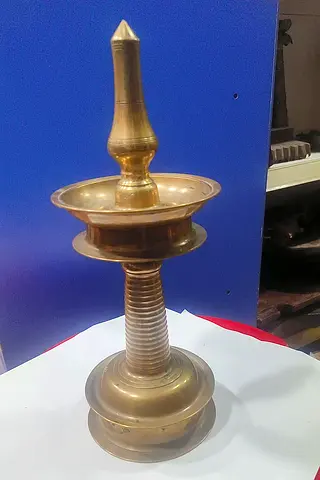 Brass oil lamp-32cm height
