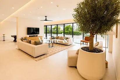 Exclusive | Boulevard View | Mid Floor