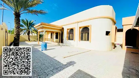 Large villa for sale in Al Hamidiyah, prime location behind Kanz Mall, at a good price