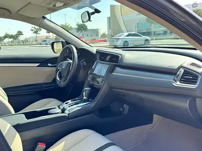 2017 Honda CIVIC — фото 16