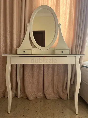 IKEA Dressing Table with Mirror تسريحة إيكيا مع مرايا