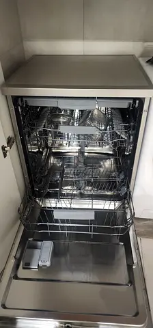 Built-in Stainless Steel Dishwasher - grear Working Condition