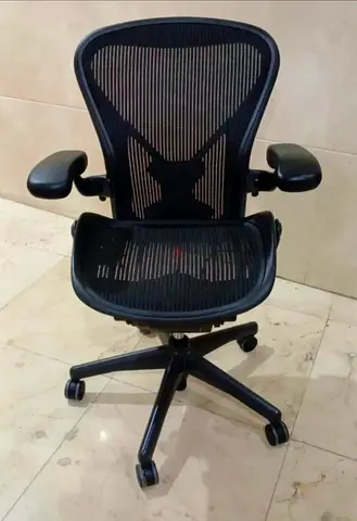 Free Delivery- Herman Miller Aeron Ergonomic Mesh Office Chair with Adjustable Armrests and Wheels