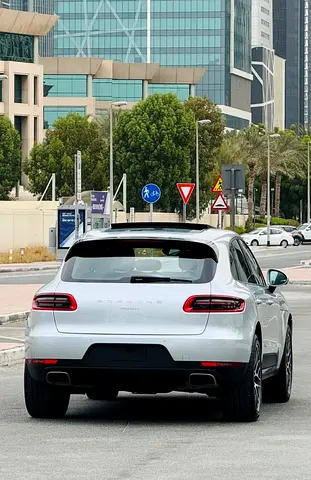 2017 Porsche MACAN 缩略图 4