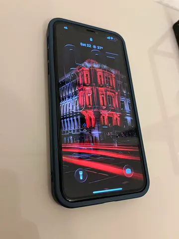 iPhone 11 Pro Max Tdra UAE version 64gb all original never been repaired or opened and no issue