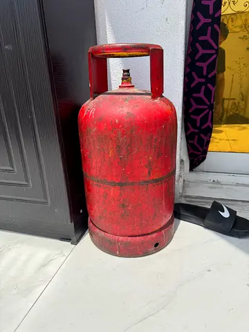 Used Red LPG Gas Cylinder. Working condition.