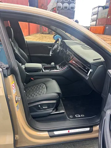 2026 AUDI RS Q8 照片 12