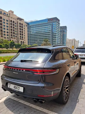 صورة 6 لـ 2021 Porsche MACAN