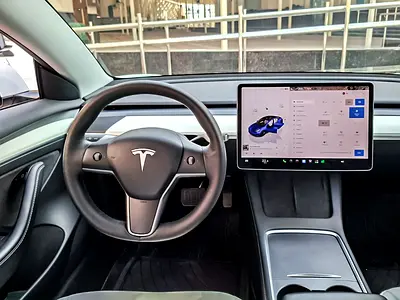 2023 Tesla MODEL 3 — фото 10