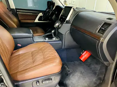 2018 Toyota LAND CRUISER 照片 16