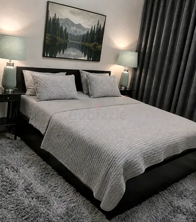 King bed set with drawers 7pcs like new