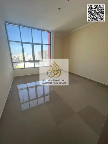 غرفة وصالة مع باركينج وجيم ومسبح | 2 حمام | 31,000 درهم