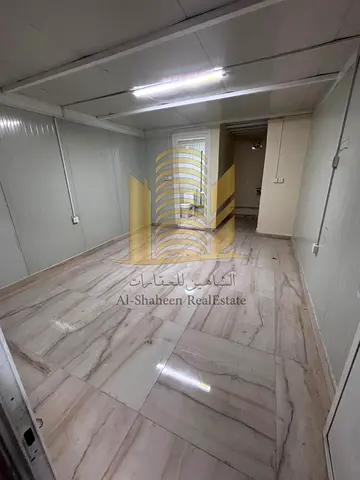 فيلا للإيجار في ليواره للي مواظفين