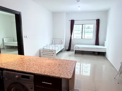 Executive Bed space - Ready to Move In - Peaceful Room in Dubai Sports City