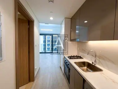 POOL VIEW | PRIME LOCATION | MODERN STUDIO