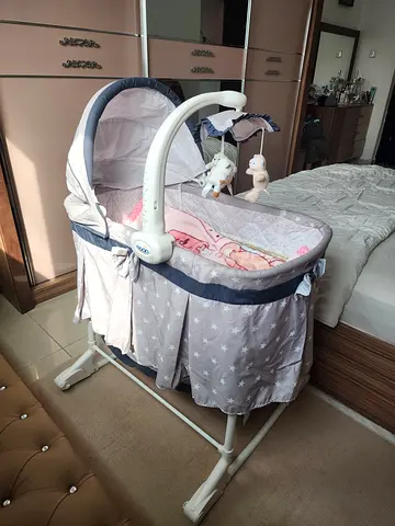 Baby crib/cot aesthetic with white star design