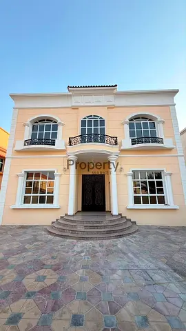 12 Payments Option| Spacious Villa|Well-Maintained