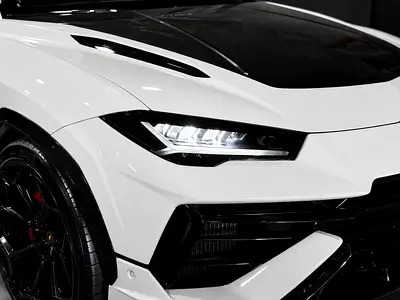 2024 Lamborghini URUS — миниатюра 2