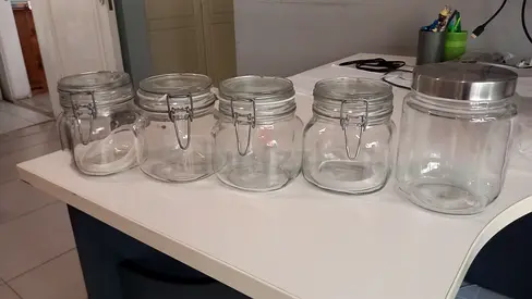 Set of 5 to 8 Glass Storage Jars with Clamp Lids - Clear Kitchen Containers