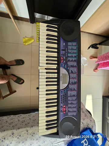 Casio CTK 451 Portable Keyboard with Stand — Good Working Condition, one key broken