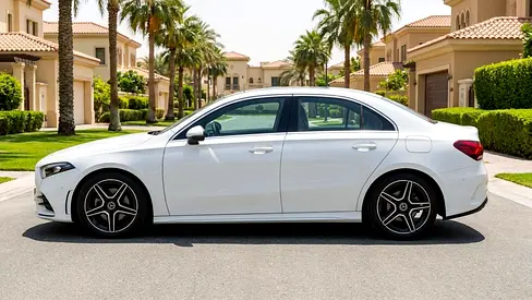 2023 Mercedes-BENZ A-CLASS 缩略图 3