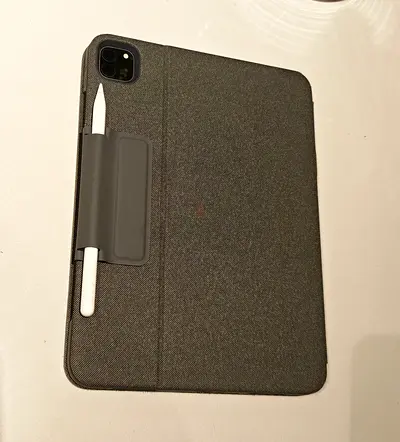 iPad Pro with Apple Pencil and Protective Folio Case - excellent condition