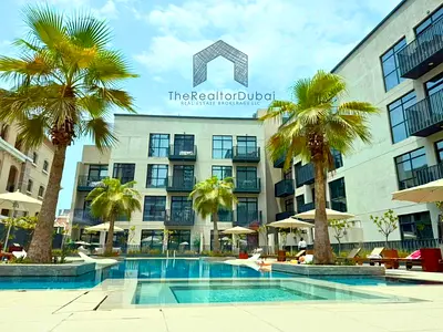 Modern I Furnished I Pool view I 4-6 Cheques