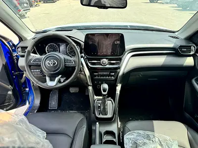 Toyota Urban Cruiser GLX, миниатюра 8