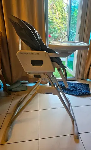 Joie Mimzy Spin 3-in-1 High chair