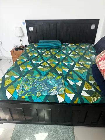 King size 180*200 bed for sale