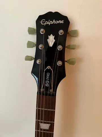 Epiphone SG Pro electric guitar - Perfect Condition