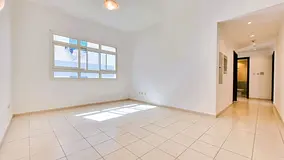 Spacious 3 BR in Umm Hurair 1