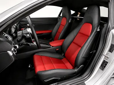 صورة 10 لـ 2026 Porsche 718