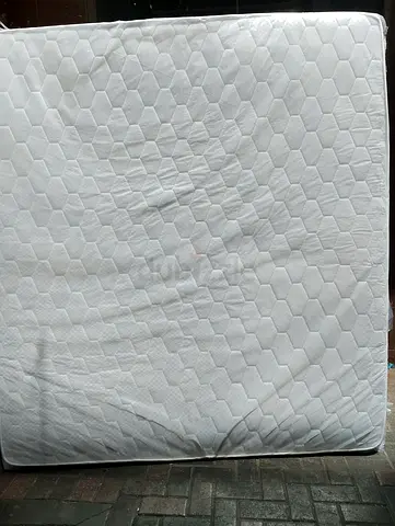 Brand New king size Medical Mattress Available