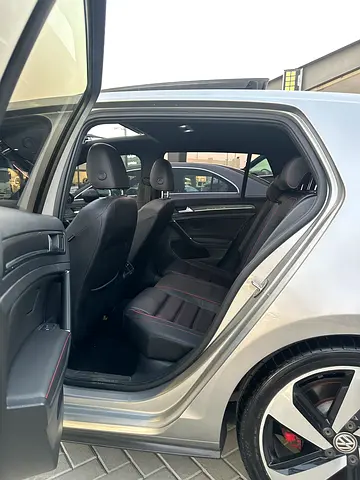 صورة 8 لـ 2019 Volkswagen GOLF GTI