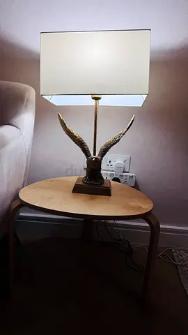 Table lamp
