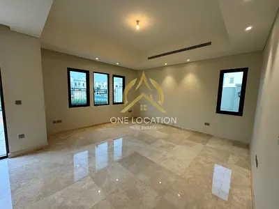 Single row | Toledo | Prime Location