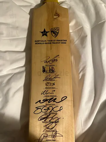 Rare Australia Cricket Team Signed Bat – Pakistan Tour 2022