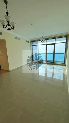 شقة غرفتين و صالة للايجار السنوي اطلالة بحرية  بالكامل