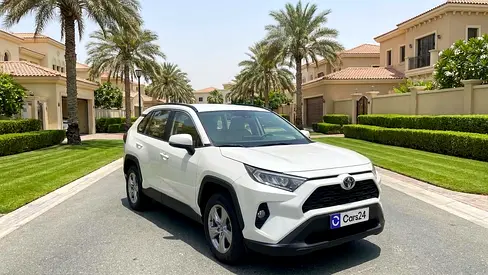 AED 1,410/month | 0 DP | Free 3 Months Warranty | Service History | 30 Day Return | TOYOTA RAV4 2025