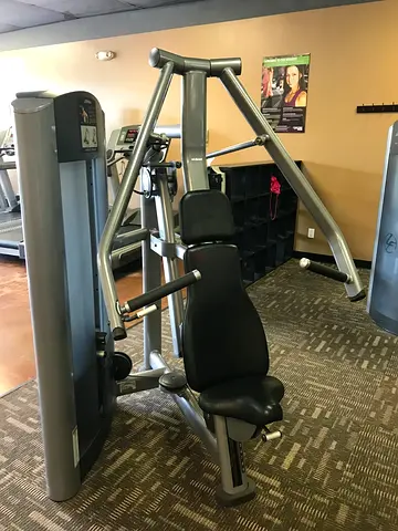 Chest Press Life Fitness