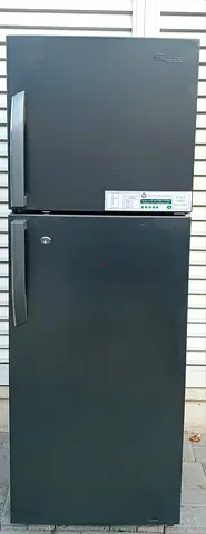 Super General Refrigerator Freezer perfect working condition. This double door no frost Refrigerato